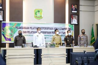 Bupati Adil Resmi Buka Pelatihan Kegiatan PKA dan PKP Tahun 2021
