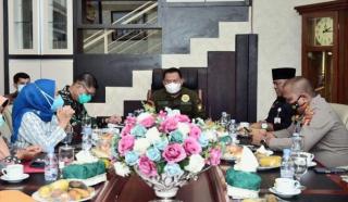 Raker Bersama Forkopimda Bupati Kampar Bahas Pilkades Serentak Bergelombang