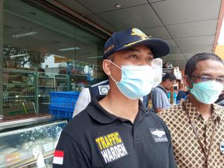Makin Maju, Parkir Tepi Jalan Umum di Pekanbaru Mulai Terapkan Pembayaran Non-Tunai