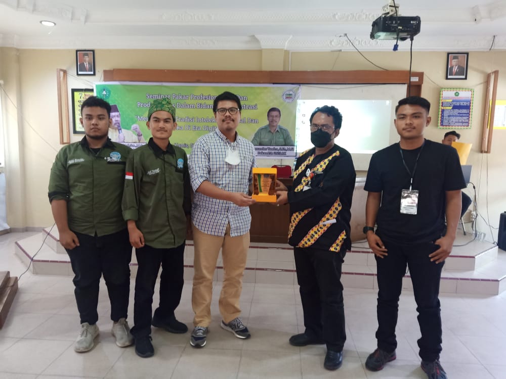 FIA Unilak Sambut Mahasiswa Baru Melalui Seminar dengan Tema 