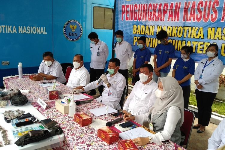 Mahasiswi Pengedar Ganja di FIB USU Ditangkap Bersama Teman Laki-lakinya Asal Rohil Riau