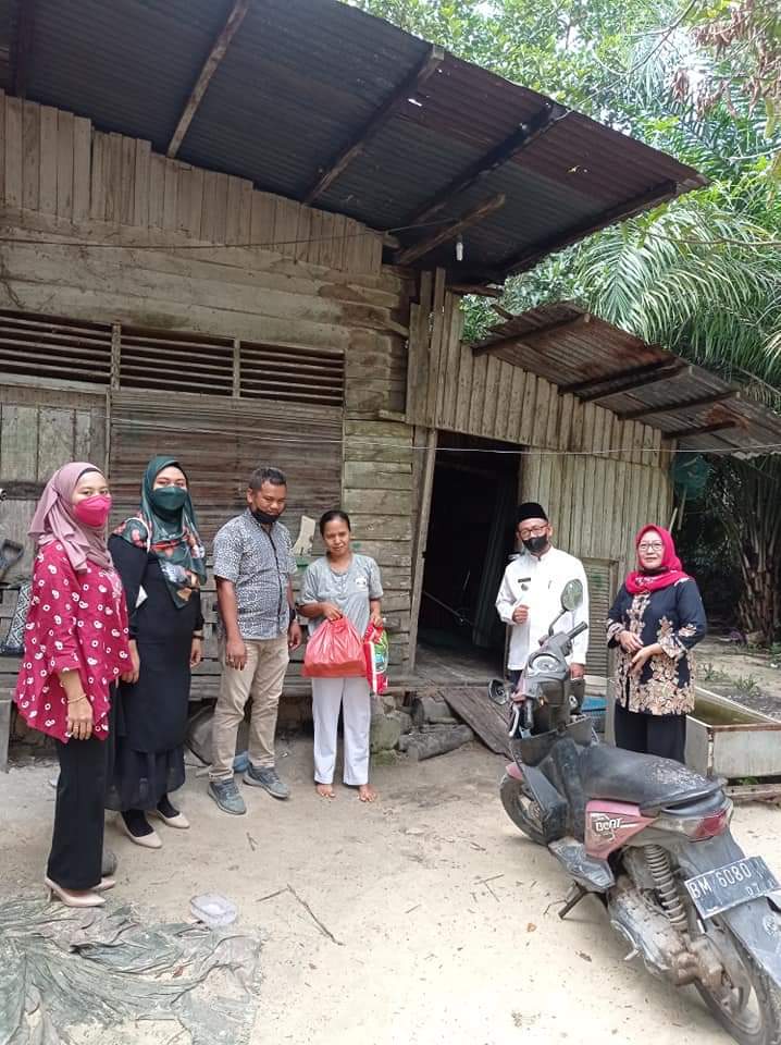 Tim Berbagi Itu Indah Berbagi Itu Berkah Kembali Bagikan 20 Paket Sembako