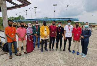 Atlet SOIna Tanding Pakai Sepatu Pinjam, Gubernur Riau Langsung Kasi Sejumlah Bantuan