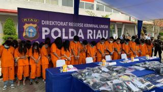Libatkan 51 Orang Wanita, Ruko di Citywalk Pekanbaru Dijadikan Sarang Judi Online