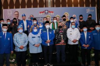 Hadiri Pelantikan Pengurus DPW dan DPD PAN se-Riau, Bupati Kasmarni Ucapkan Selamat