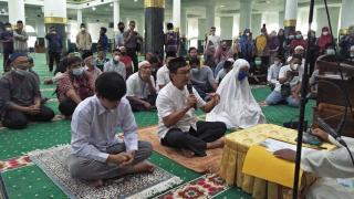 Dapat Hidayah Lewat Mimpi, Satu Keluarga di Pekanbaru Ini Masuk Islam 