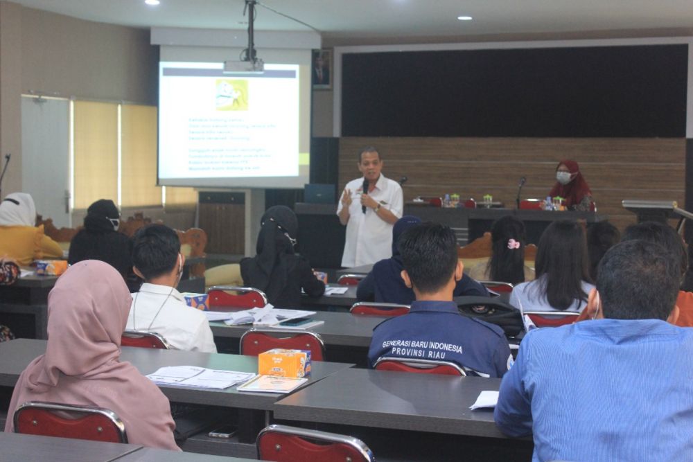 Tim Pembauran dan Ekonomi Kreatif FPK Sosialisasi di Unilak