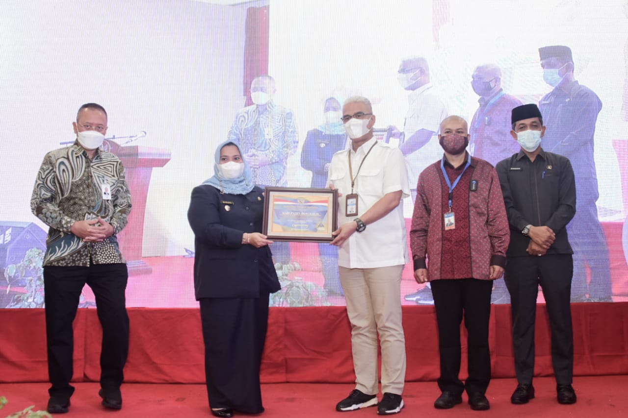 8 Kali Berturut-turut Raih Opini WTP, Pemkab Bengkalis Terima Penghargaan dari Menteri Keuangan RI