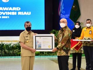 Pemprov Riau Raih BKN Award 2021 Kategori Penilaian Kinerja