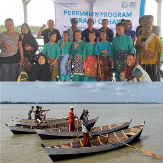 YBM PLN UIW RKR Berikan Bantuan Perahu Cahaya untuk Nelayan Dusun Bandara Sokop Meranti