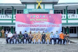 Bupati Meranti Ingatkan Warga Siaga Ancaman Karhutla dan Abrasi