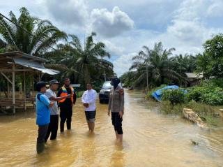 Hujan Deras Mengguyur Beberapa Hari, Dua Desa di Batang Gansal Inhu Terendam Banjir