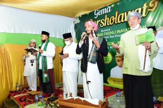 Bupati Kasmarni Gelar Shalawat Bersama Masyarakat di Kediaman Pribadi