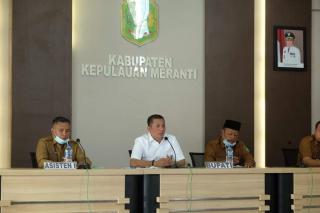 Adil Sampaikan Program Meranti Cerdas Kepada Kepsek SLTA/Sederajat