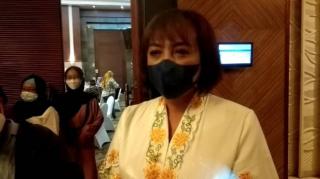Perjuangan Waria Dapat KTP, Identitas Pria Wajah Perempuan