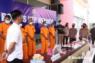 Komplotan Curat di Meranti Riau Ngaku Beli Sabu Dari Hasil Curian