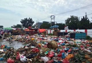 Pemko Pekanbaru Paksa Tender Sampah Untuk 2022, Dewan: Buang Anggaran!