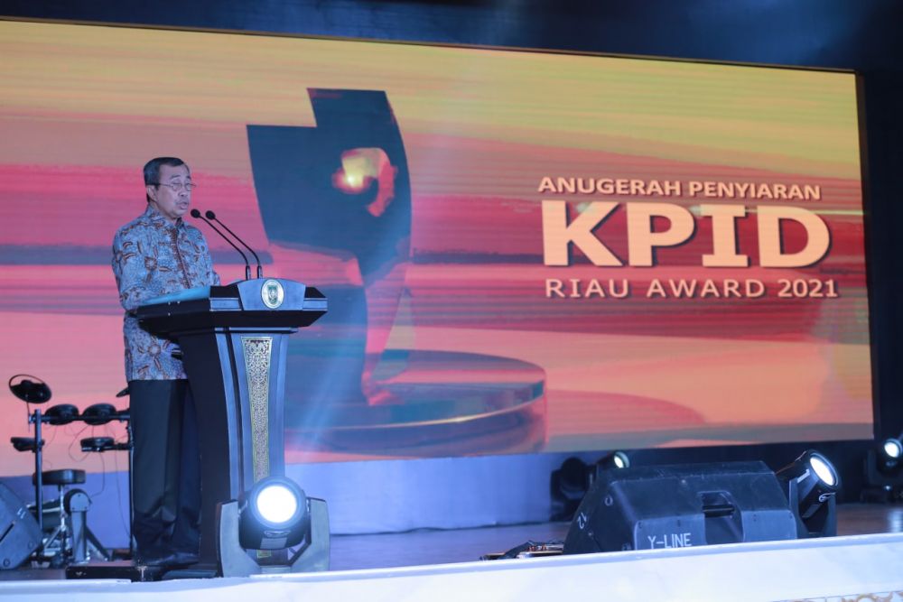 Gubri Minta Lembaga Penyiaran Sajikan Konten Mendidik, Ini Daftar Peraih Penghargaan KPID Riau Award 2021