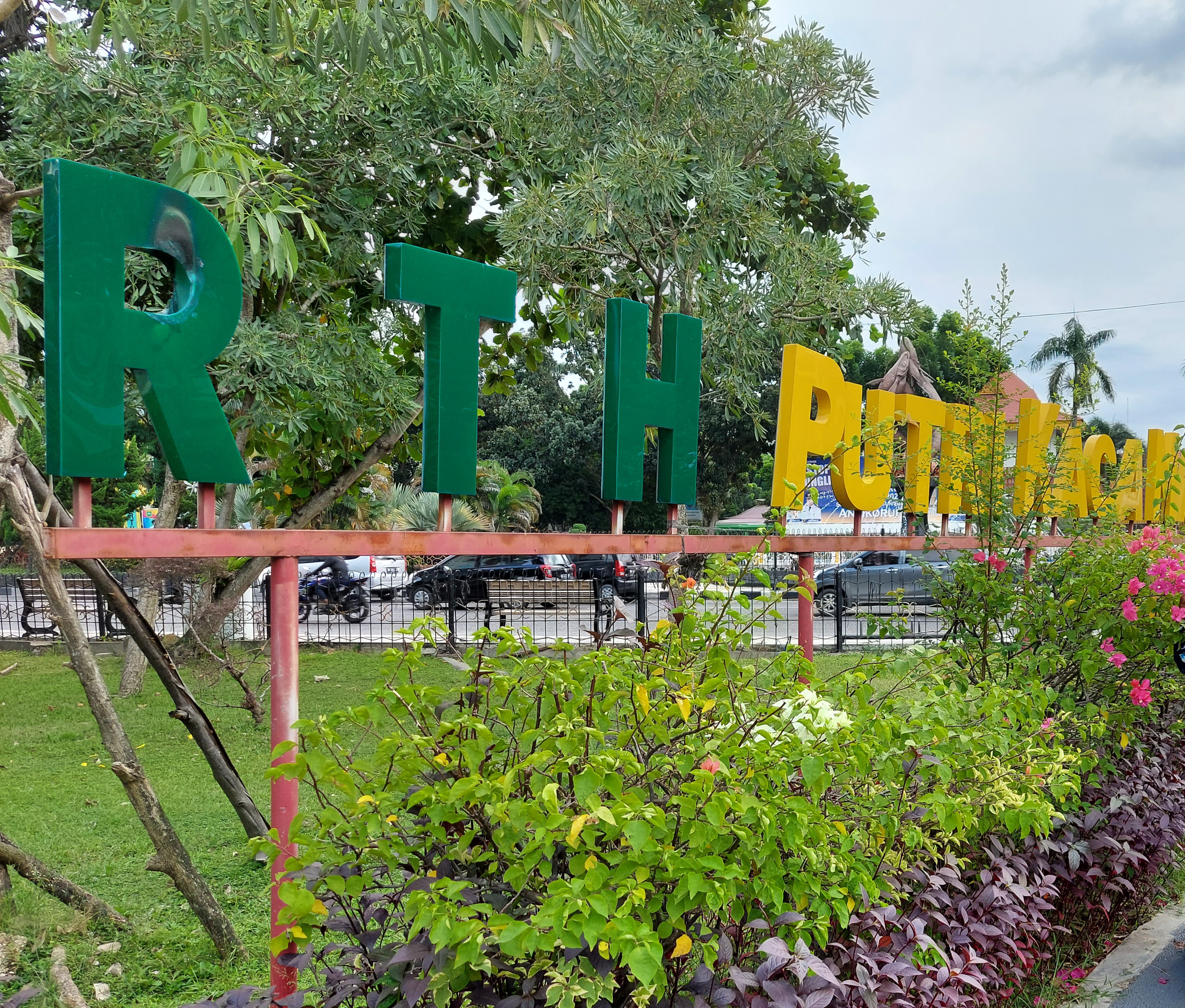 Pergantian Malam Tahun Baru, Tempat Hiburan dan RTH Ditutup