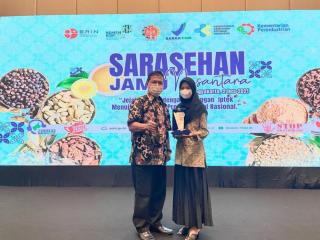 Keren, Siswi SMKN 1 Dumai Raih Juara 1 Kategori Suplemen Kesehatan dari BPOM RI