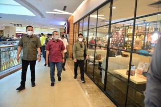 Jelang Nataru, Gubernur Riau Tinjau Kesiapan Prokes Mall di Pekanbaru
