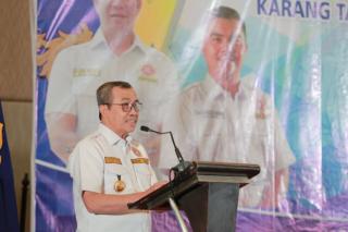 Gubernur Riau Harapkan Generasi Muda di dalam Karang Taruna Manfaatkan Teknologi Digital
