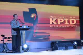 Gubri Minta Lembaga Penyiaran Sajikan Konten Mendidik, Ini Daftar Peraih Penghargaan KPID Riau Award 2021