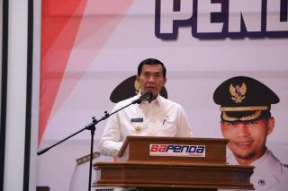 Wali Kota Deadline Awal Tahun Depan Lelang Tiang Reklame Dilakukan
