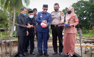 Di Depan Para Nelayan, Bupati Meranti Janjikan Program 5000 Beasiswa