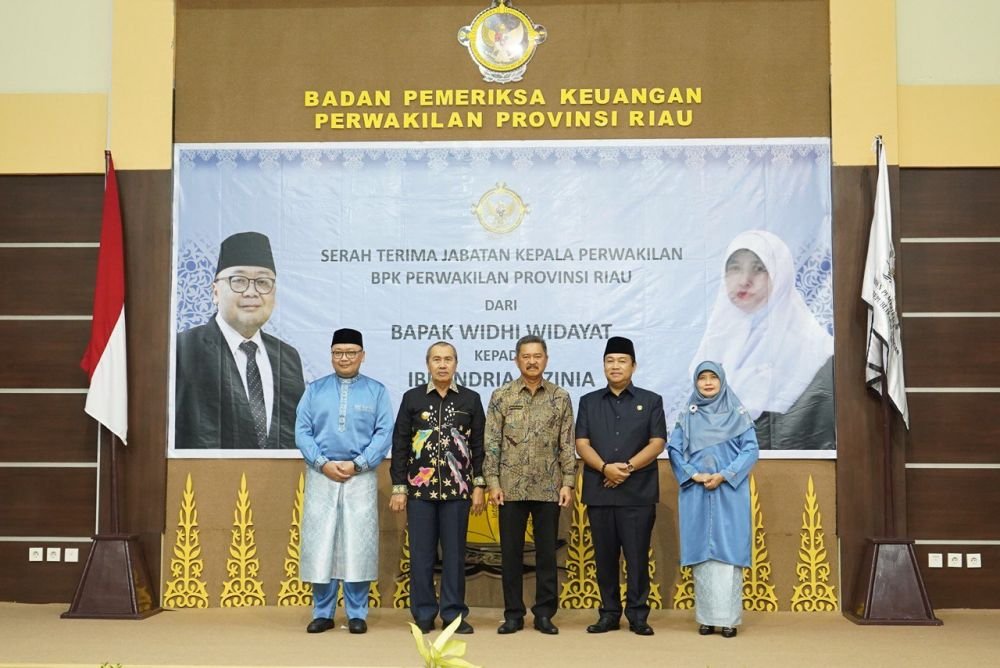 Kepala BPK Perwakilan Riau Widhi Widayat Dimutasi, Gubri Ucapkan Terima Kasih dan Terus Berkarya