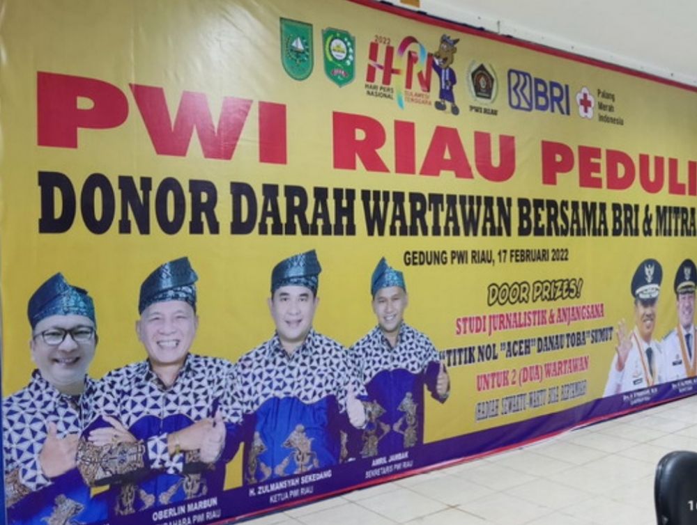 Sempena HPN dan HUT ke-76, PWI Riau Gelar Baksos Donor Darah