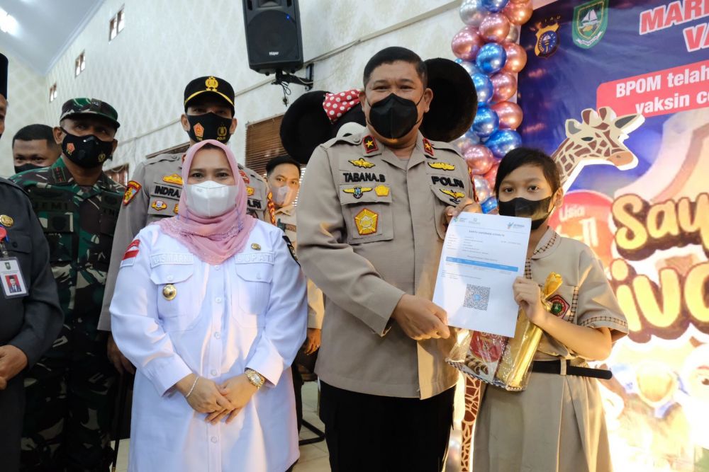 Wakapolda Riau Tinjau Proses Vaksinasi  Covid-19 di Bengkalis