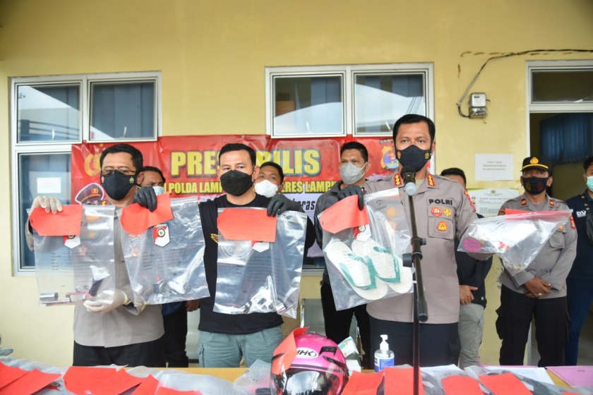 Dorrr! Polisi Tembak Mati Perampok Sadis yang Tewaskan Pegawai BRI Link