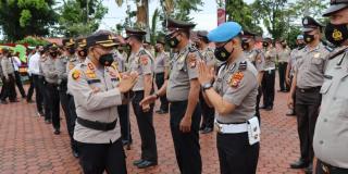 Awal Tahun Baru, 80 Personel Polres Rohil Naik Pangkat