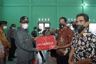 Bupati Inhil Bakal Bantu Bangun 2 Rumah Warga Korban Kebakaran
