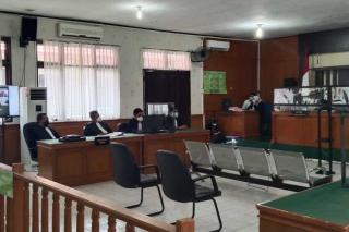 Tok..Tok! Mantan Bupati Kuansing Mursini Divonis 4 Tahun Penjara