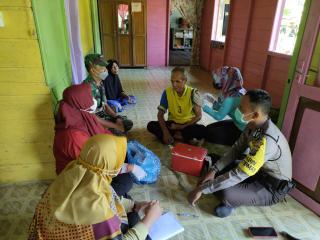 Polsek Tebingtinggi Barat Door to Door Percepat Vaksinasi Kalangan Lansia