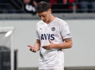 Usai Luis Milla, RANS Cilegon FC Berniat Datangkan Mesut Ozil?
