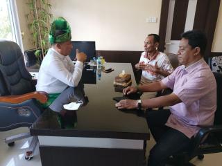 Pelaku Perusakan Meja Ruang Tamu Kantor Bupati Meranti Akhirnya Minta Maaf