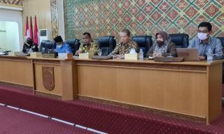 Dihadapan Anggota DPRD Pelalawan, Pascasarjana UIR Sosialisasikan Program dan S3
