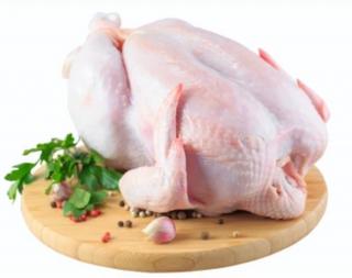 Kadisperindag Riau Beri Penjelasan Terkait Tingginya Harga Daging Ayam dan Gula di Pasar