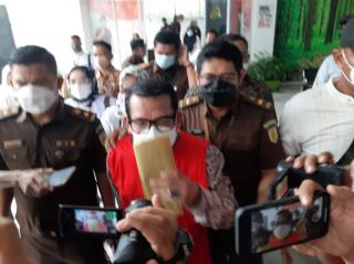 Berkas Telah Dilimpahkan, Dekan FISIP UNRI Segera Disidang