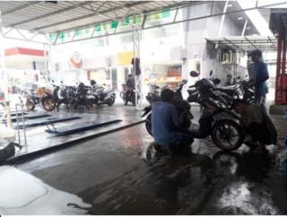 Hindari Kebiasaan Mencuci Motor Saat Mesin Kendaraan Masih Panas