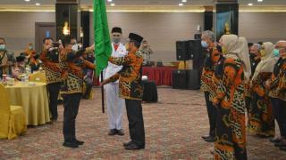 Hadiri Pelantikan IKA Unand Riau, Gubri Berharap Alumni Turut Andil dalam Pembangunan