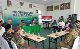 GP Ansor dan Kapolda Riau Ngopi Bareng di Rumah Toleransi