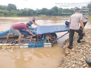 Lima Rakit Dimusnahkan, Polsek Kuantan Mudik Kuansing Tindak PETI