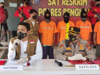 Polres Bengkalis Amankan ABK Yang Bawa Imigran Gelap Dan Buru Dua Tekong Speedboat Maut