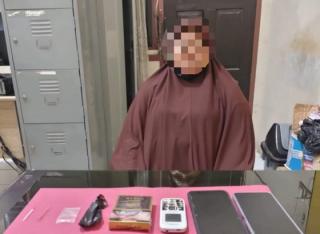 Mak-mak Warga Pandau Jaya Kampar Ini Kedapatan Simpan 4 Paket Sabu Siap Edar
