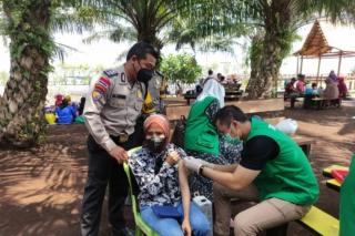 Tim Satgas Covid-19 Sasar Vaksinasi Booster di Tempat Wisata di Bengkalis