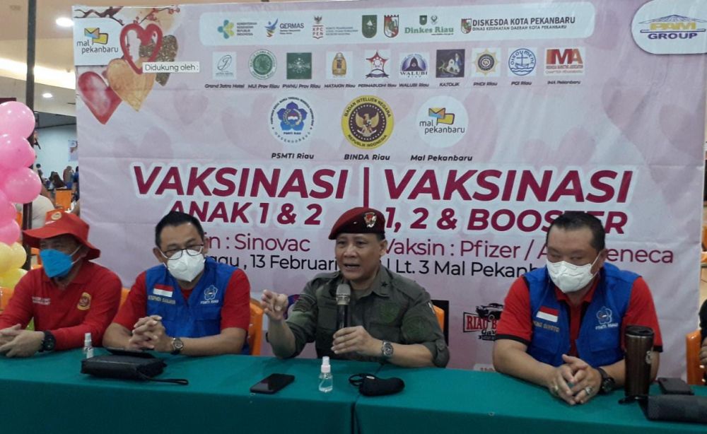 BIN Daerah Riau Gandeng PSMTI Gelar Vaksinasi Massal 